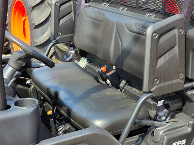 Image of Kubota RTV-XG850 equipment image 4