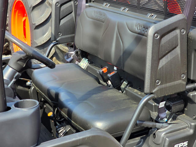 Image of Kubota RTV-XG850 equipment image 4