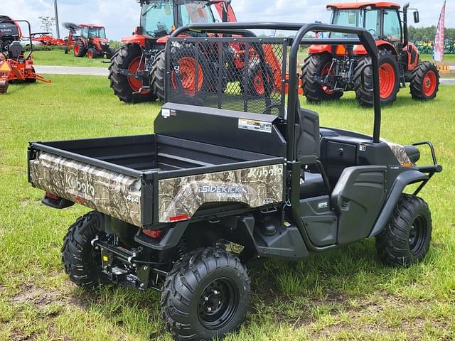 Image of Kubota RTV-XG850 equipment image 3