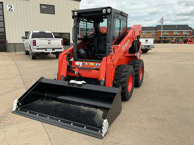 Image of Kubota SSV75 equipment image 1