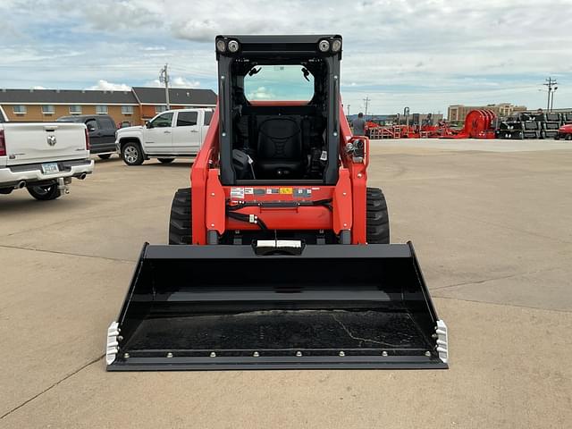 Image of Kubota SSV75 equipment image 2