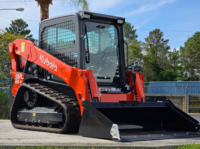 Image of Kubota SVL65-2 equipment image 1