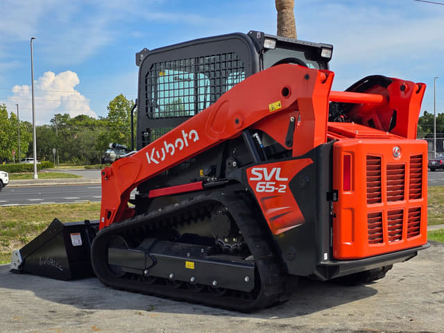Image of Kubota SVL65-2 equipment image 3