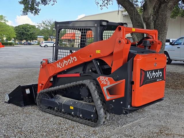 Image of Kubota SVL75-3 equipment image 2