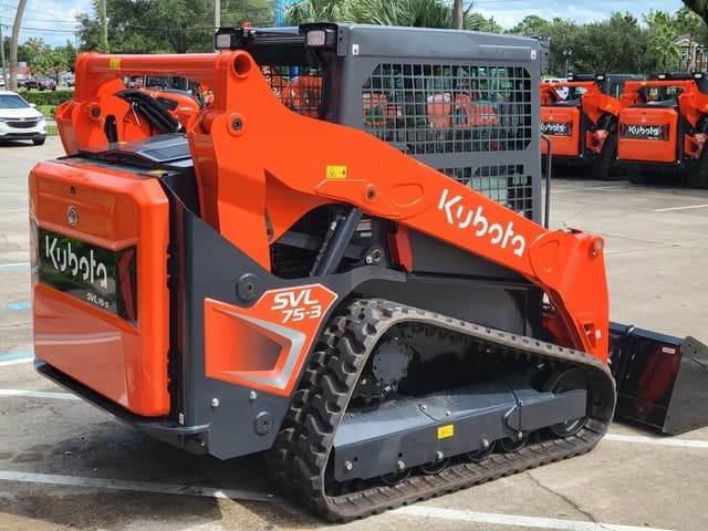 Image of Kubota SVL75-3 equipment image 3