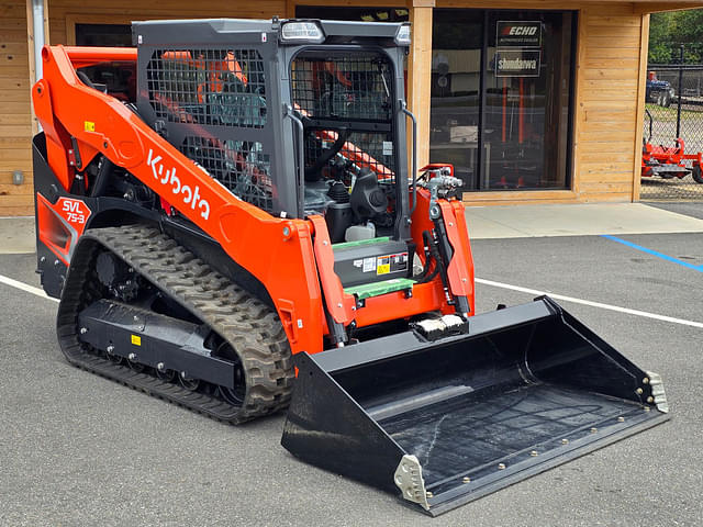 Image of Kubota SVL75-3 equipment image 2