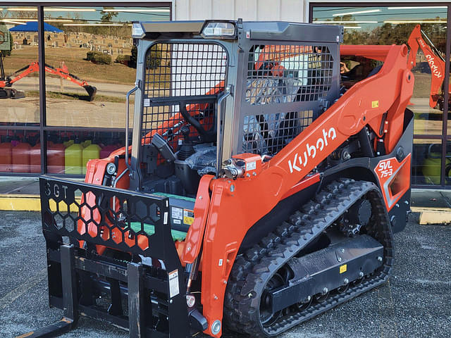 Image of Kubota SVL75-3 equipment image 1