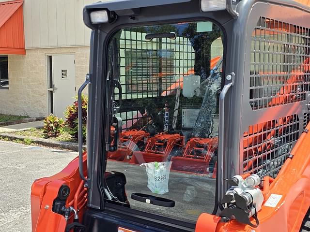 Image of Kubota SVL97-2 equipment image 4