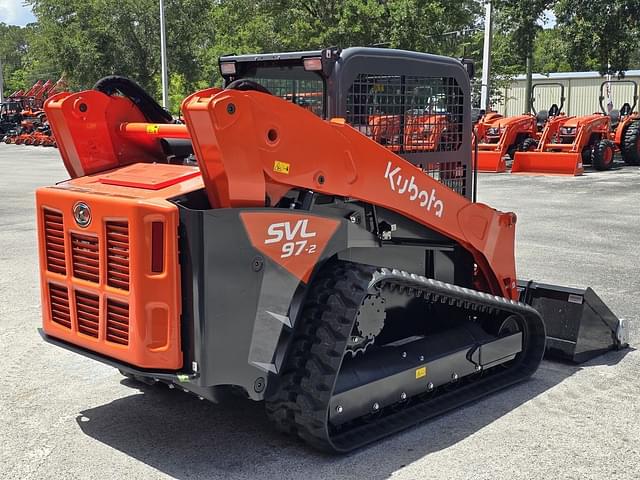 Image of Kubota SVL97-2 equipment image 2