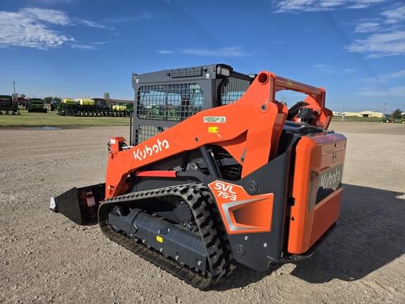 Image of Kubota SVL75-3 equipment image 2