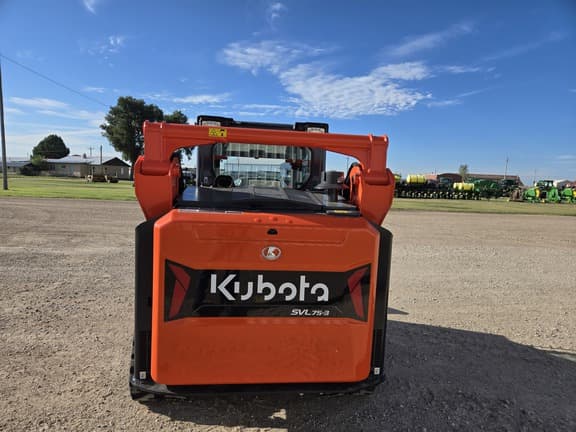 Image of Kubota SVL75-3 equipment image 3