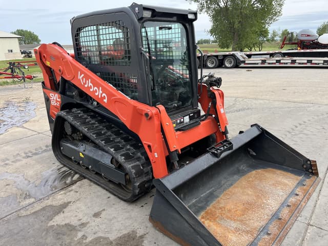 Image of Kubota SVL65-2 equipment image 2