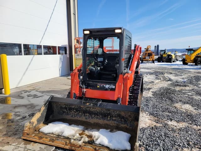 Image of Kubota SVL65-2 equipment image 1