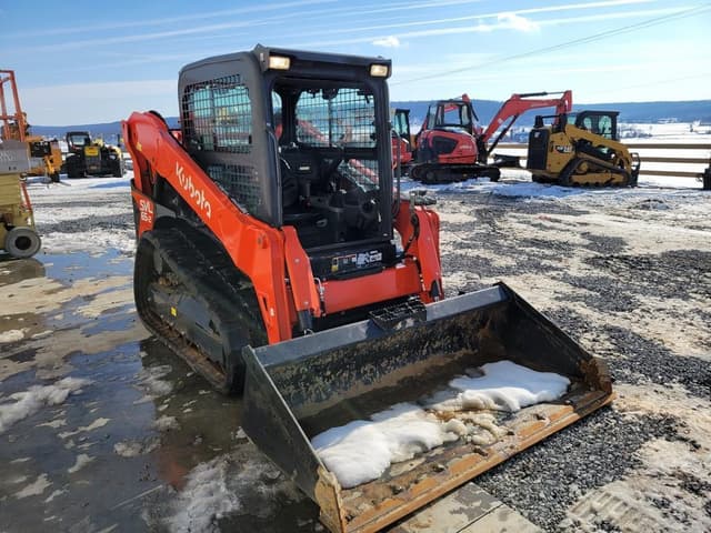 Image of Kubota SVL65-2 equipment image 2