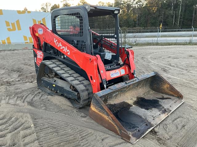 Image of Kubota SVL65-2 equipment image 2
