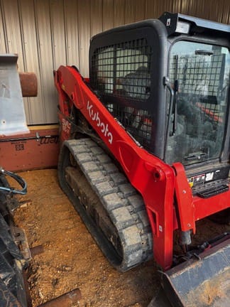 2024 Kubota SVL65-2 Equipment Image0