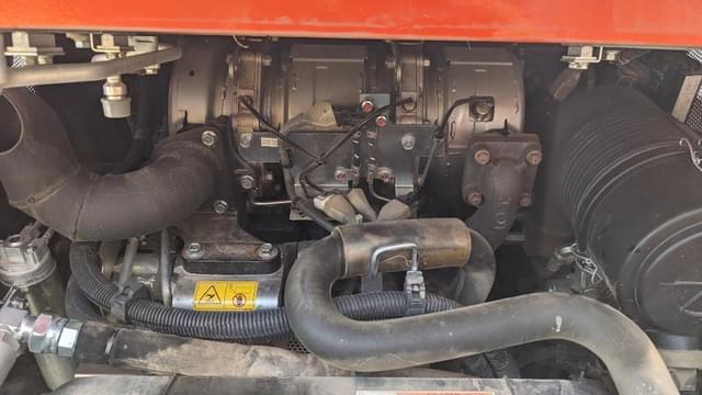 Image of Kubota SVL65-2 equipment image 4