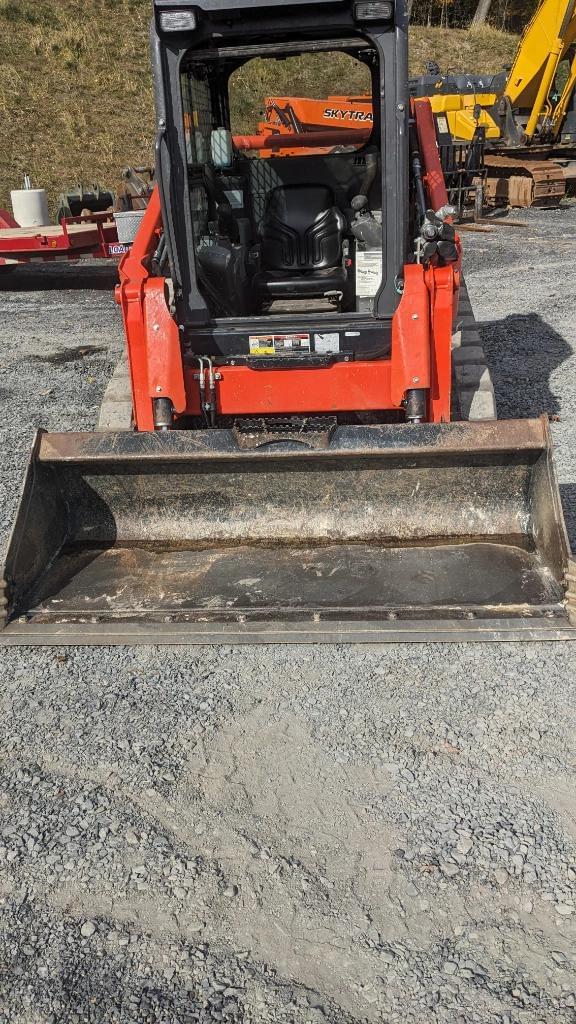 Image of Kubota SVL65-2 equipment image 3