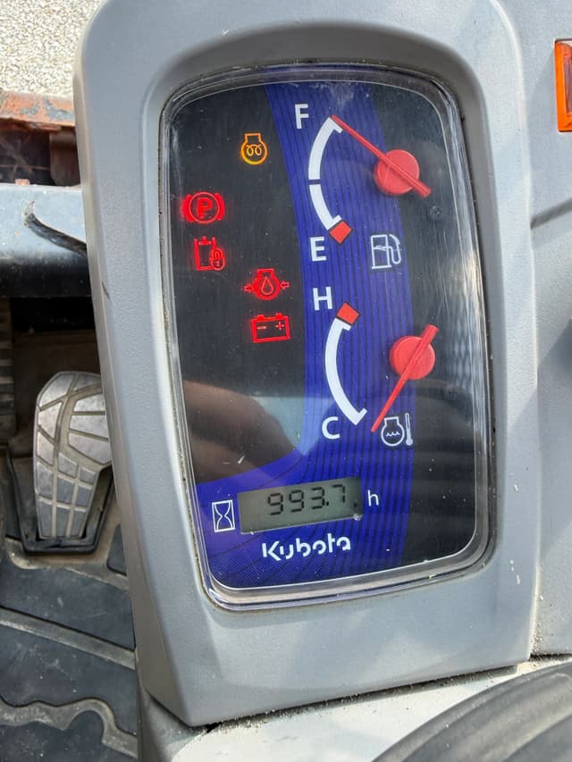 Image of Kubota SVL75-2 equipment image 4
