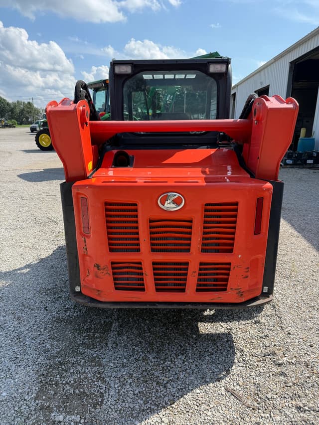 Image of Kubota SVL75-2 equipment image 3