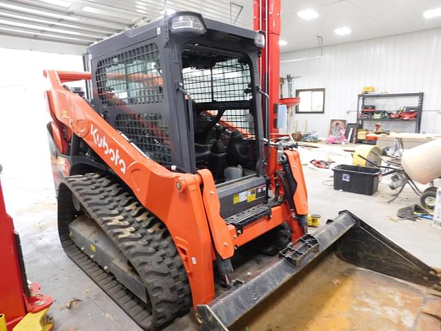 Image of Kubota SVL75-3 equipment image 3