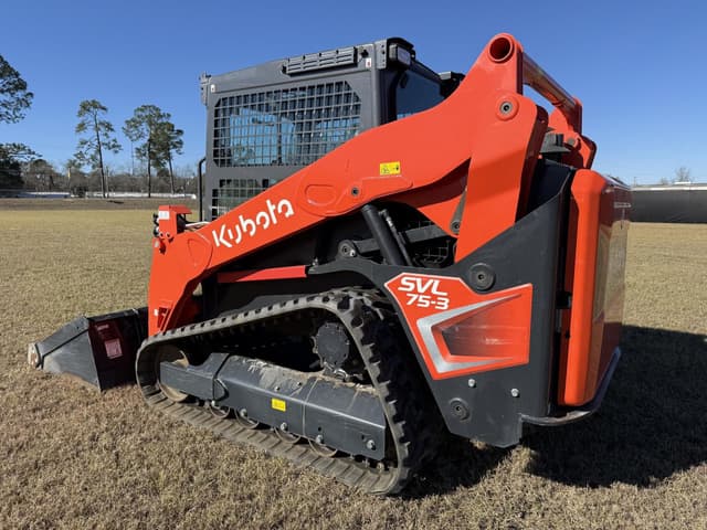 Image of Kubota SVL75-3 equipment image 2