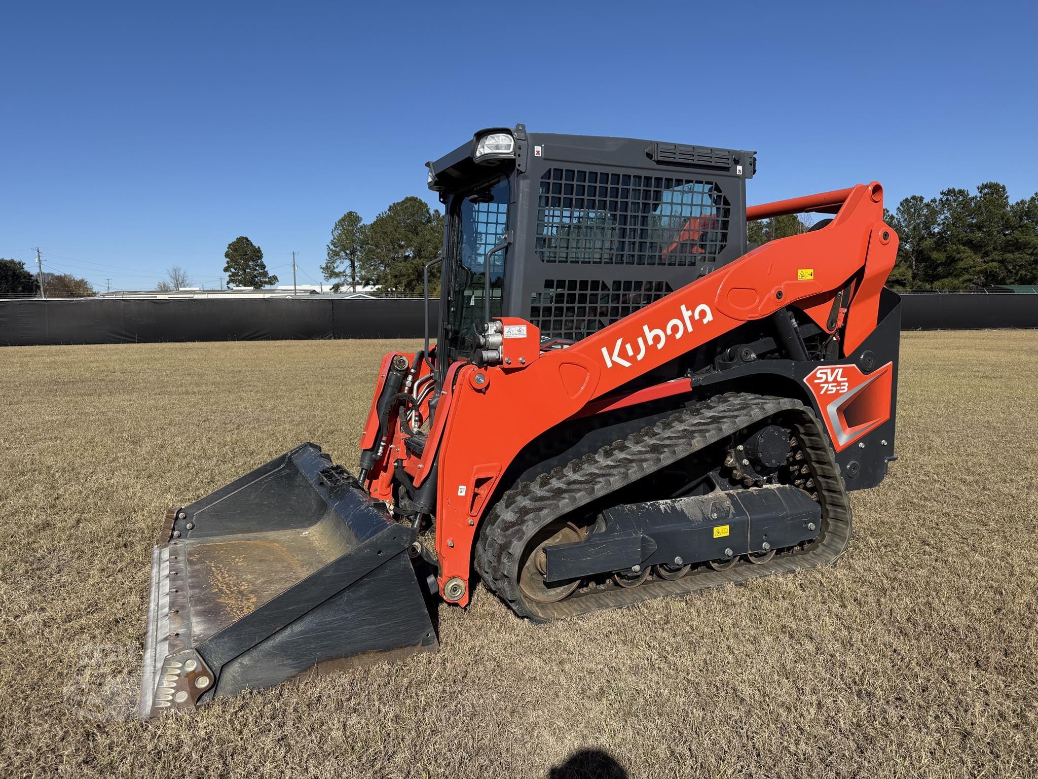2024 Kubota SVL75-3 Equipment Image0