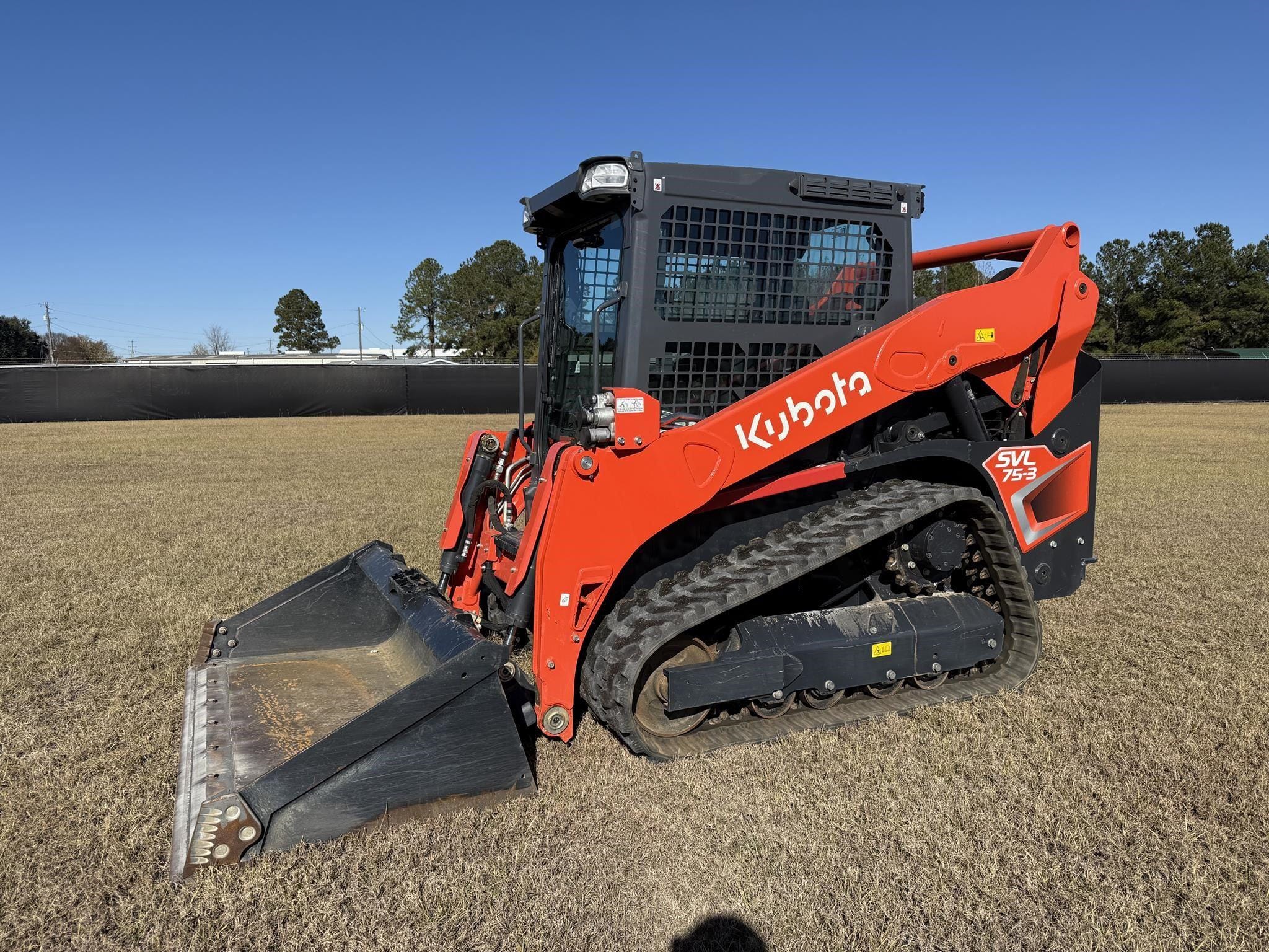 2024 Kubota SVL75-3 Equipment Image0