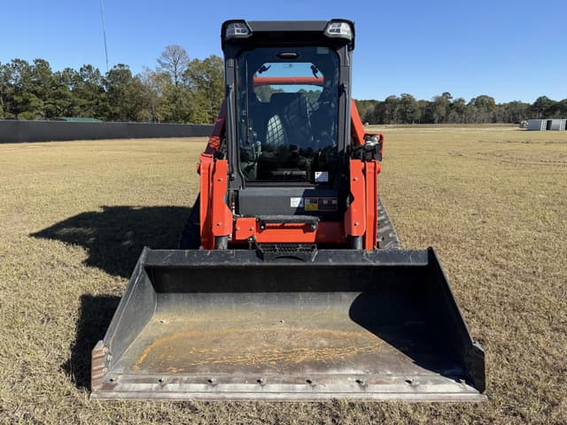 Image of Kubota SVL75-3 equipment image 3