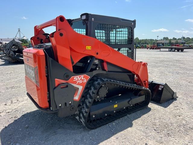 Image of Kubota SVL75-3 equipment image 4