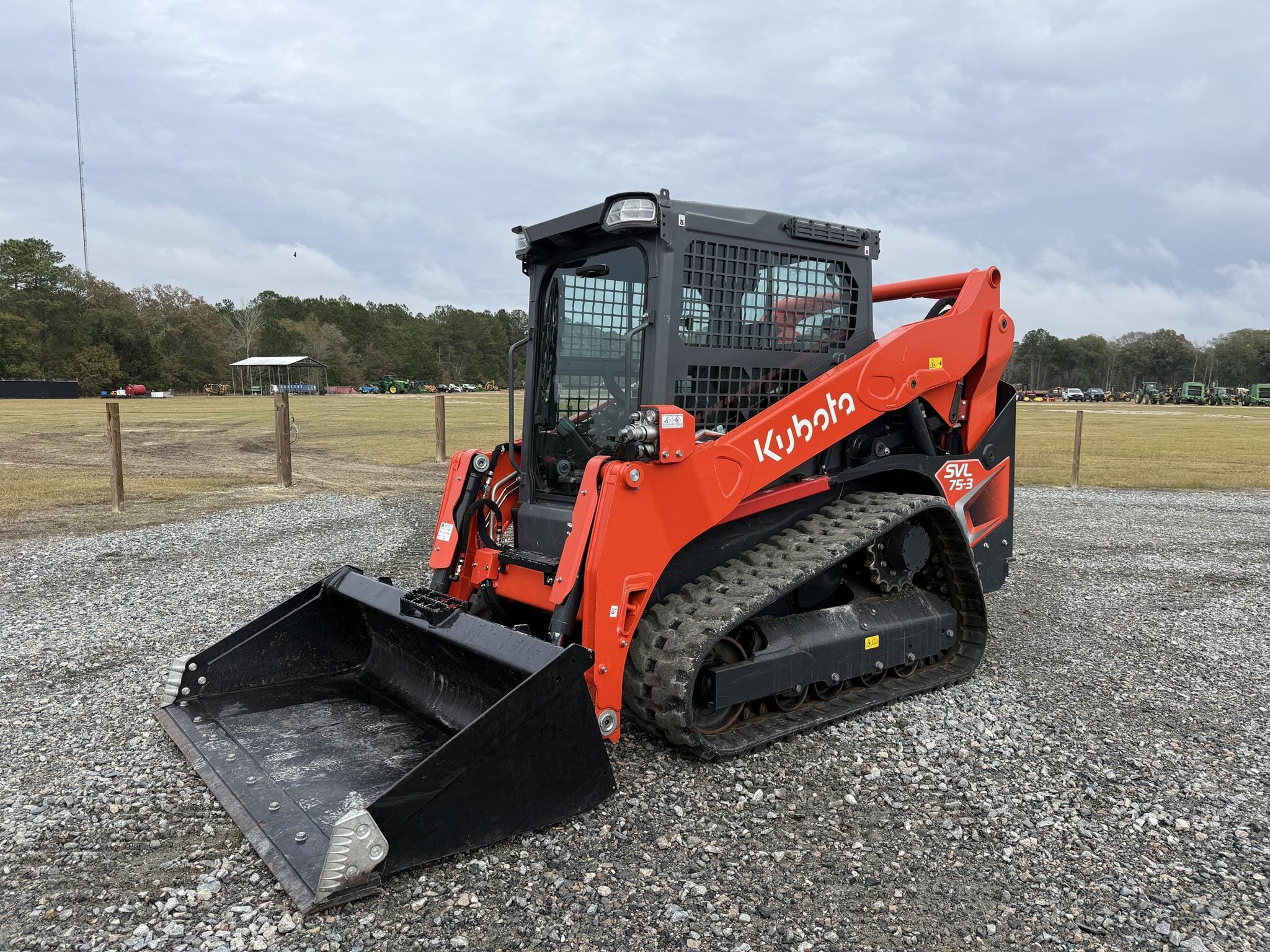 2024 Kubota SVL75-3 Equipment Image0