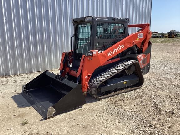 2024 Kubota SVL75-3 Equipment Image0