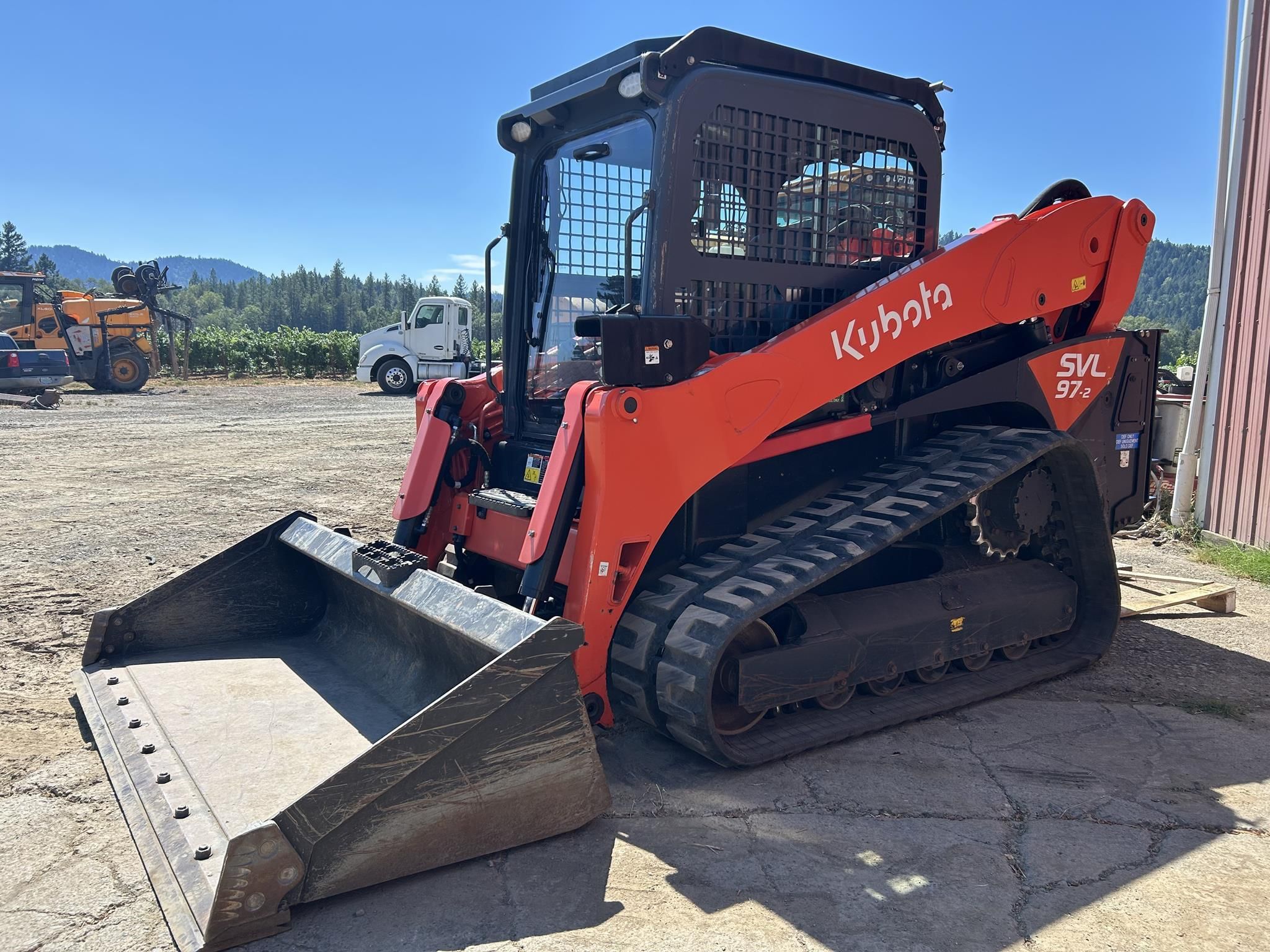 2024 Kubota SVL97-2 Equipment Image0