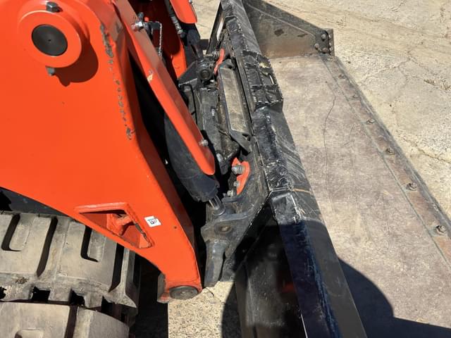Image of Kubota SVL97-2 equipment image 4