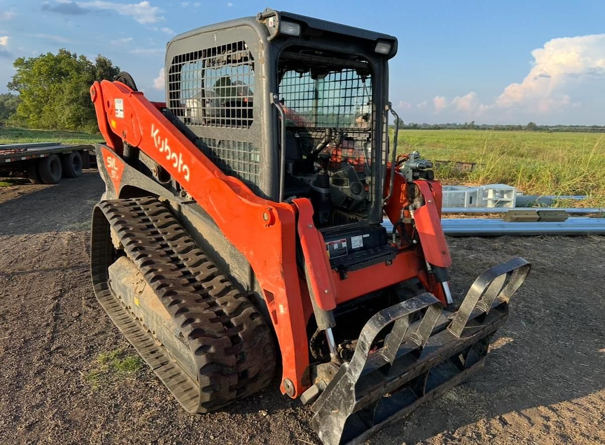 2024 Kubota SVL97-2 Equipment Image0