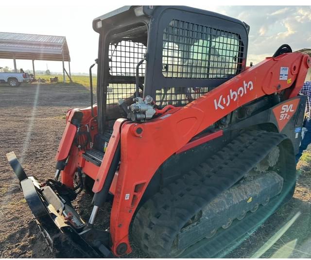 Image of Kubota SVL97-2 equipment image 2