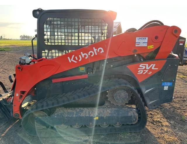 Image of Kubota SVL97-2 equipment image 3