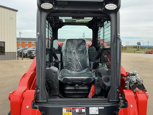 Image of Kubota SVL97-2 equipment image 4