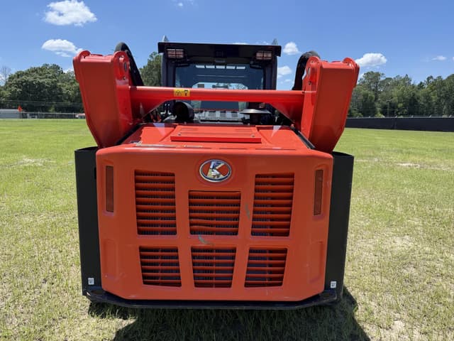 Image of Kubota SVL97-2 equipment image 3