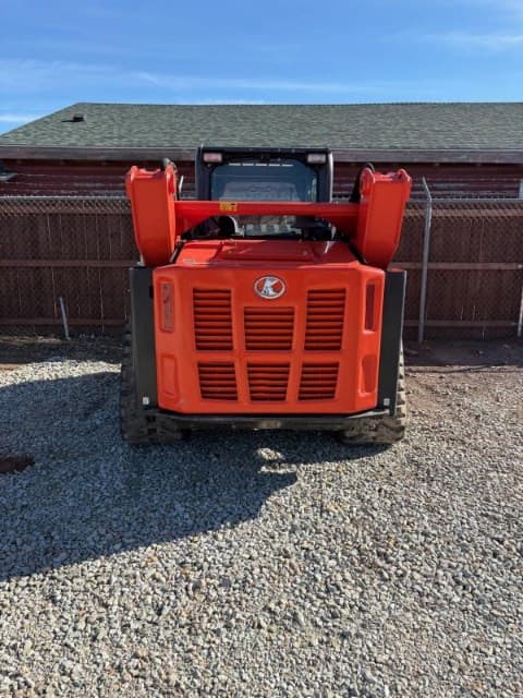 Image of Kubota SVL97-2HFCC equipment image 2