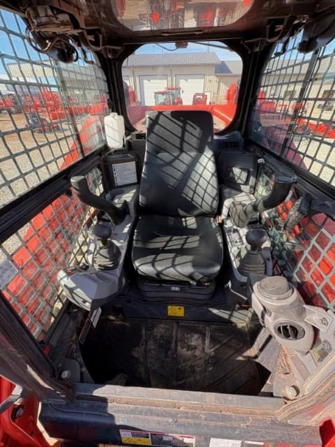 Image of Kubota SVL97-2HFCC equipment image 3