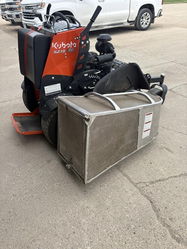 Image of Kubota SZ19NC-36-2 equipment image 2