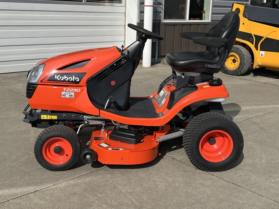 Image of Kubota T2290KW-42 Primary image