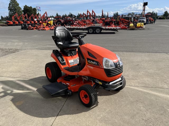Image of Kubota T2290KW-42 equipment image 4