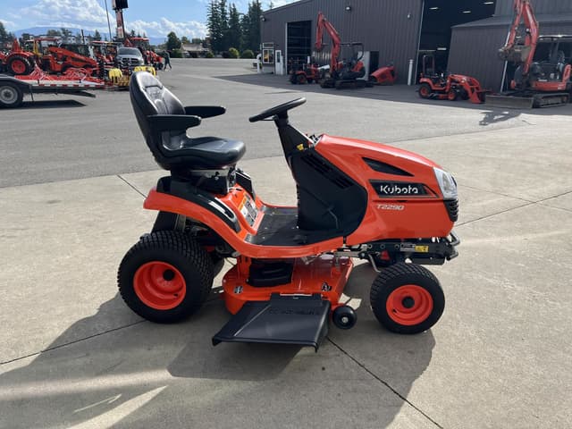 Image of Kubota T2290KW-42 equipment image 2