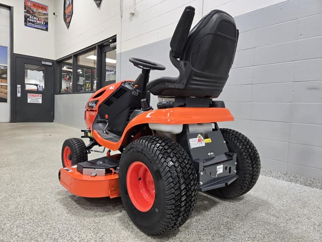 Image of Kubota T2290KWT equipment image 4