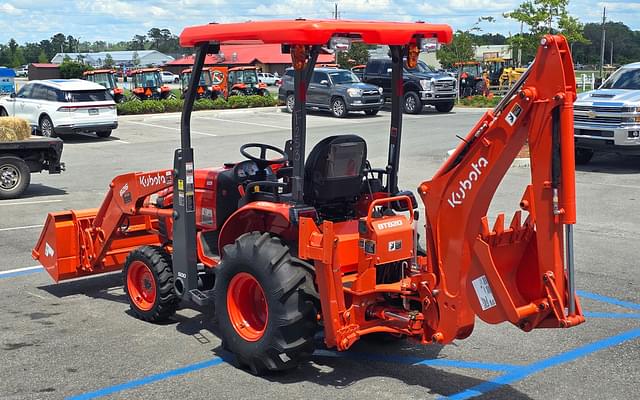 Image of Kubota B26 equipment image 3