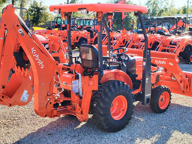 Image of Kubota B26 equipment image 2