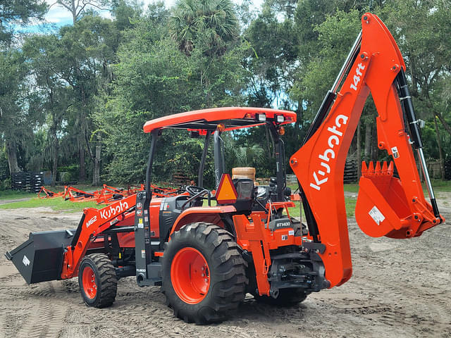 Image of Kubota M62 equipment image 2