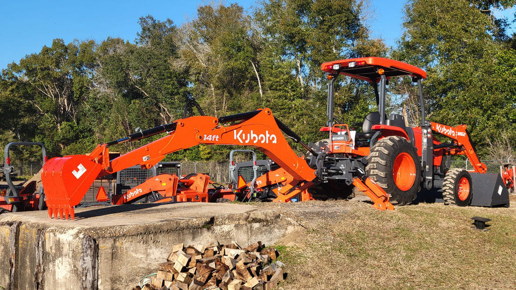 2026 Kubota M62 Equipment Image0